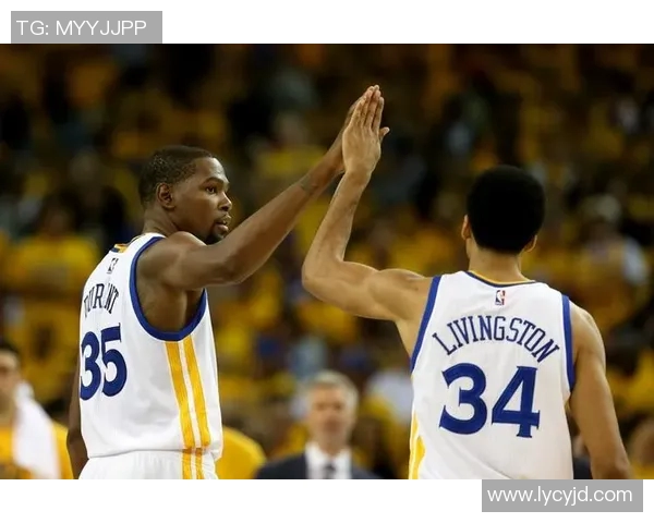 昔日旧怨火花再燃战术博弈上演老队友正面对抗引爆巅峰之战 昔日旧怨火花再燃战术博弈上演老队友正面对抗引爆巅峰之战