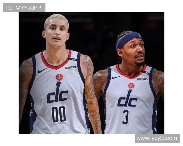 浓眉赛后直言我们配得上胜利展现全队团结与拼搏精神 浓眉赛后直言我们配得上胜利展现全队团结与拼搏精神