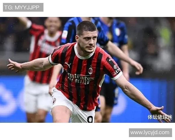 AC米兰球员荣获月度最佳奖项 实至名归展现卓越表现 AC米兰球员荣获月度最佳奖项 实至名归展现卓越表现