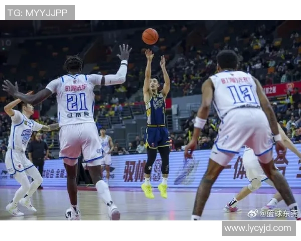 CBA荣获月度最佳球员,实至名归 CBA荣获月度最佳球员,实至名归