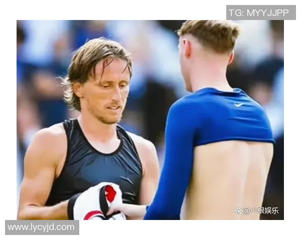 战术拆解：莫德里奇为何能掌控比赛节奏？