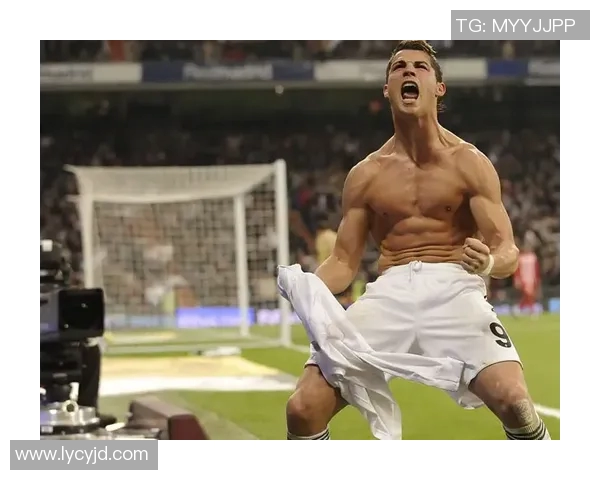 C罗背后的故事：从少年到巨星之路